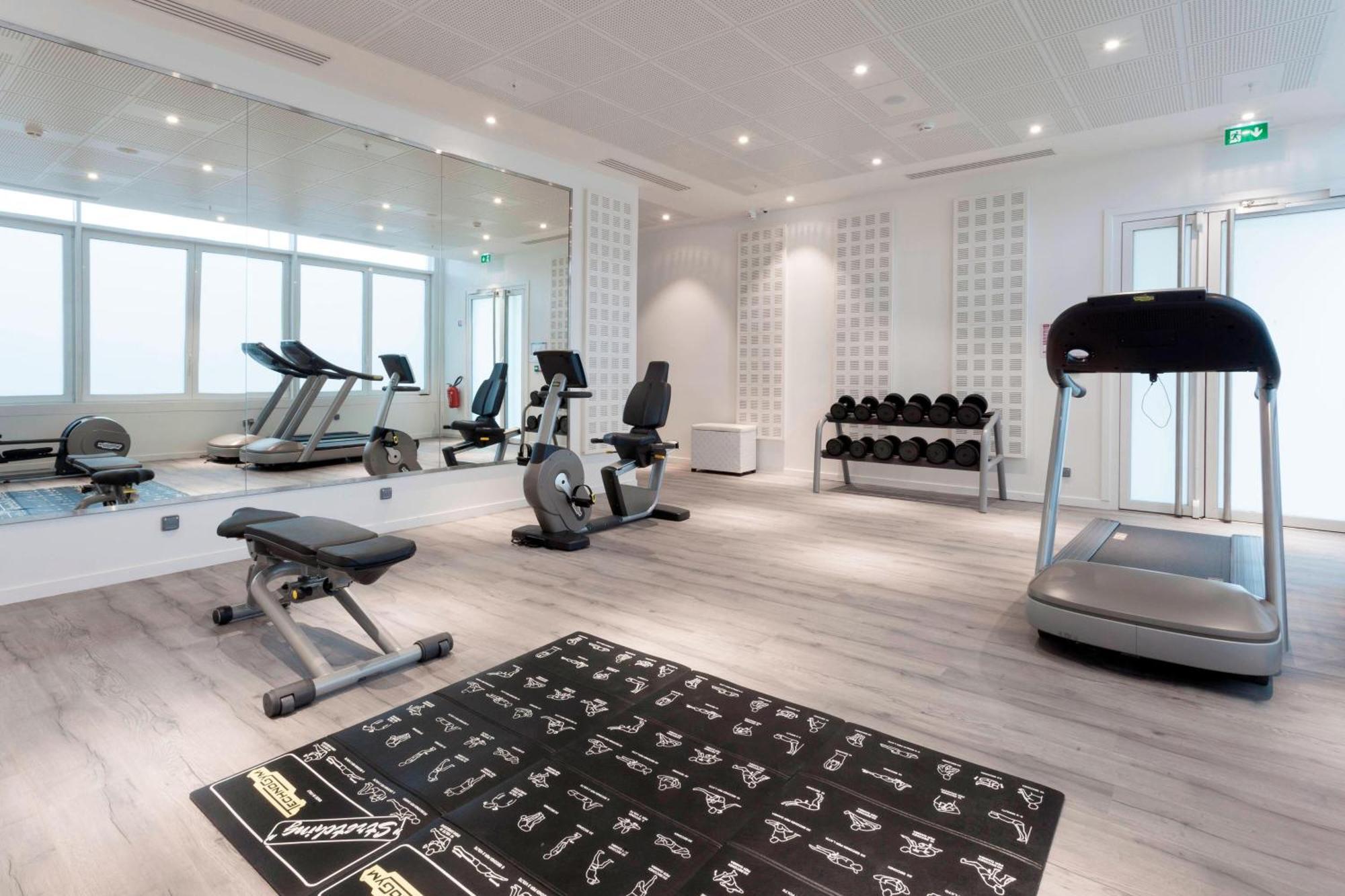 Ac Hotel By Marriott Paris Le Bourget Airport Dugny Eksteriør billede