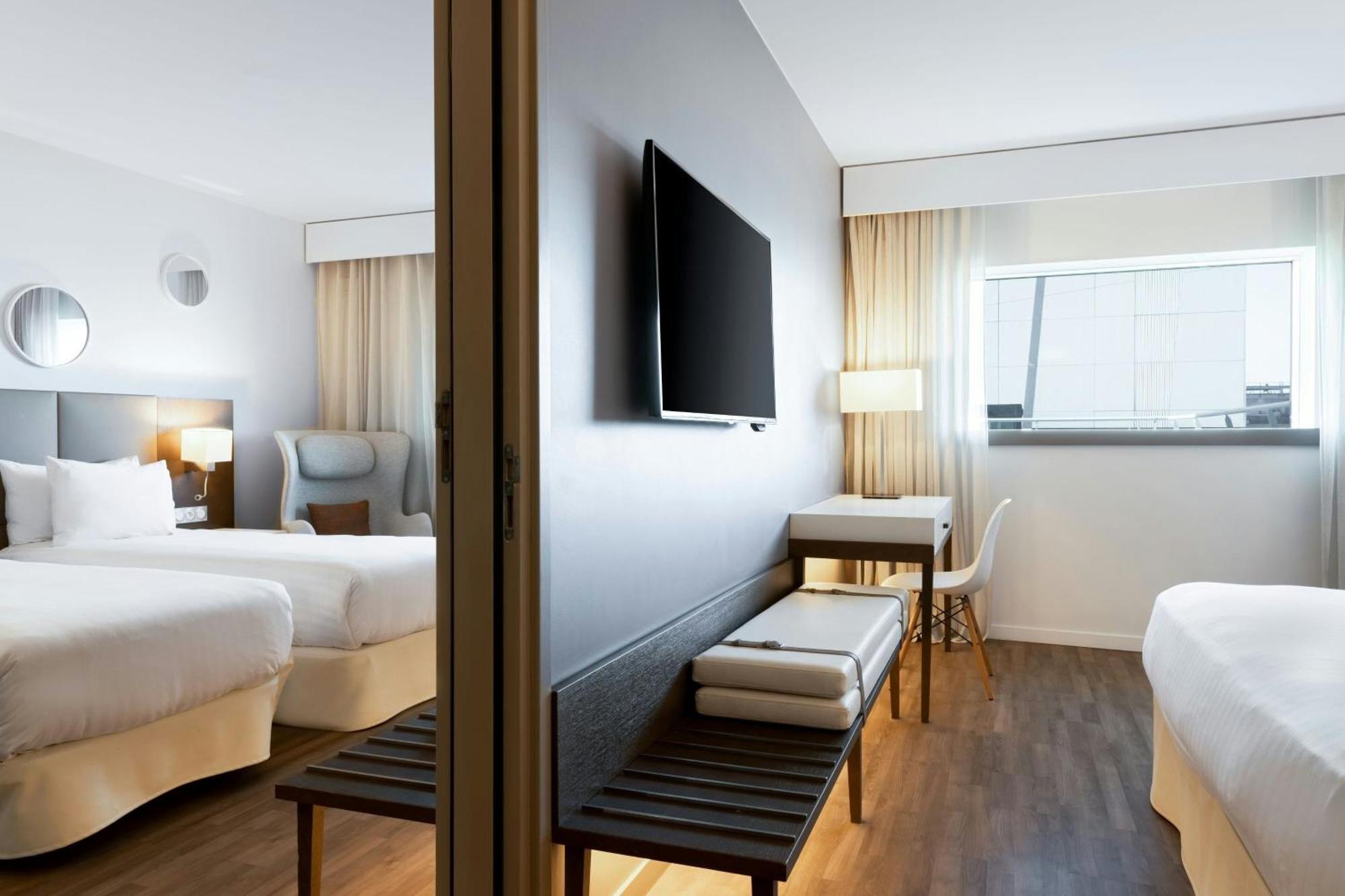 Ac Hotel By Marriott Paris Le Bourget Airport Dugny Eksteriør billede