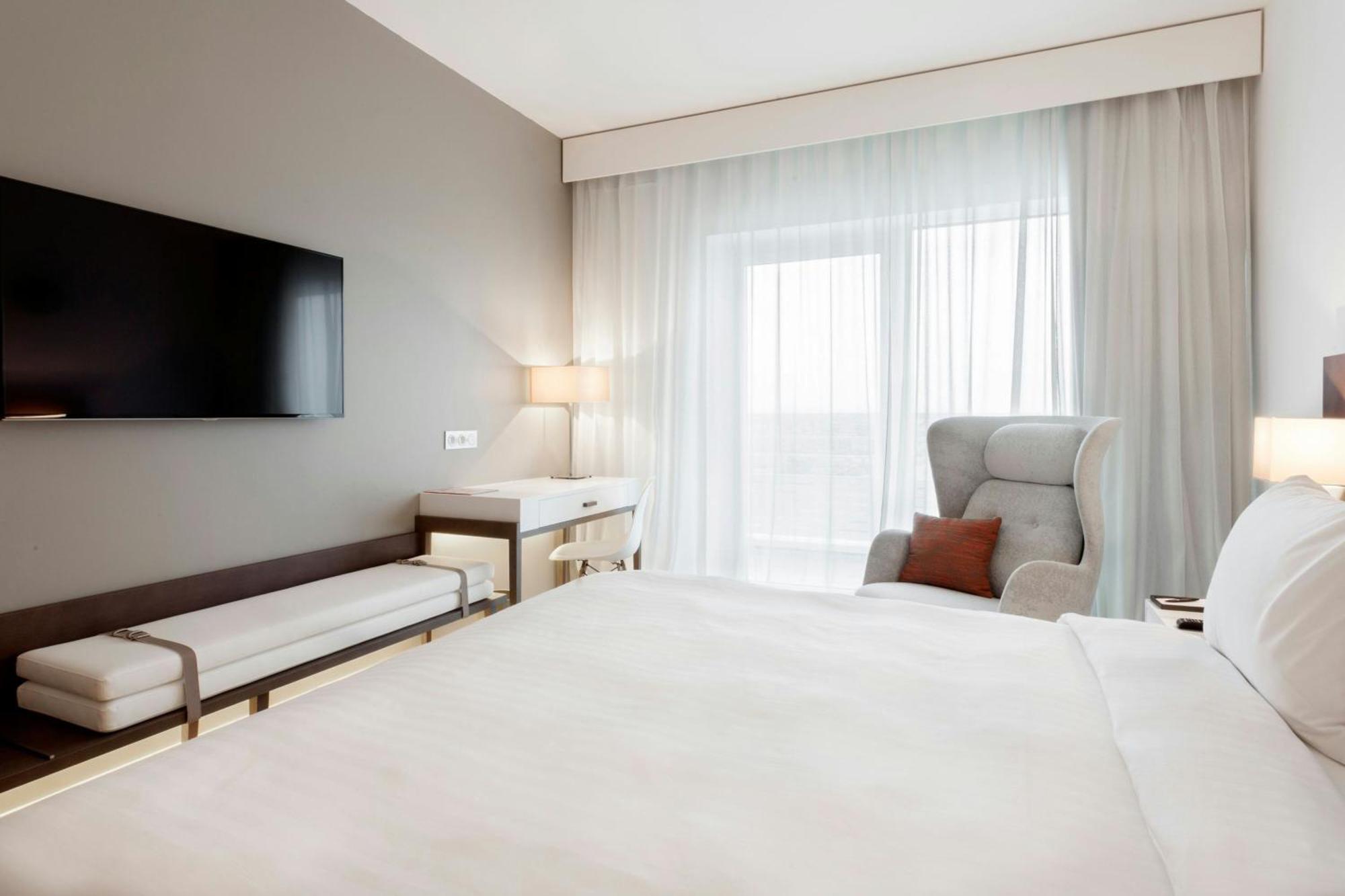 Ac Hotel By Marriott Paris Le Bourget Airport Dugny Eksteriør billede